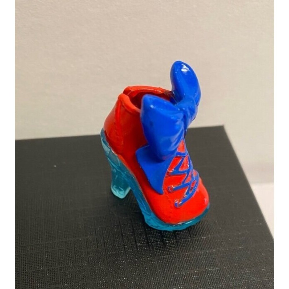 Disney Descendants Evie Queen of the Neon Lights Ball Replacement Shoe .